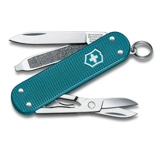 VICTORINOX CLASSIC SD ALOX WILD JUNGLE 0.6221.242G boatyardmalaysia