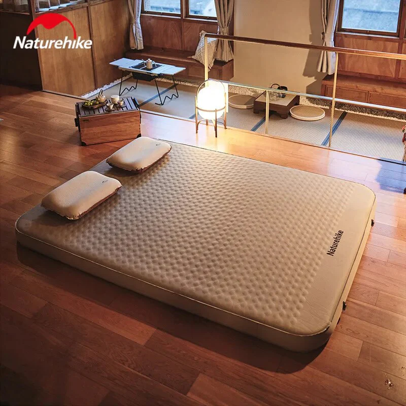 Comfort Automatic Inflatable Cushion with External Inflatable Pump Double 200*150*12cm Sleeping Pads by Naturehike | campsifu