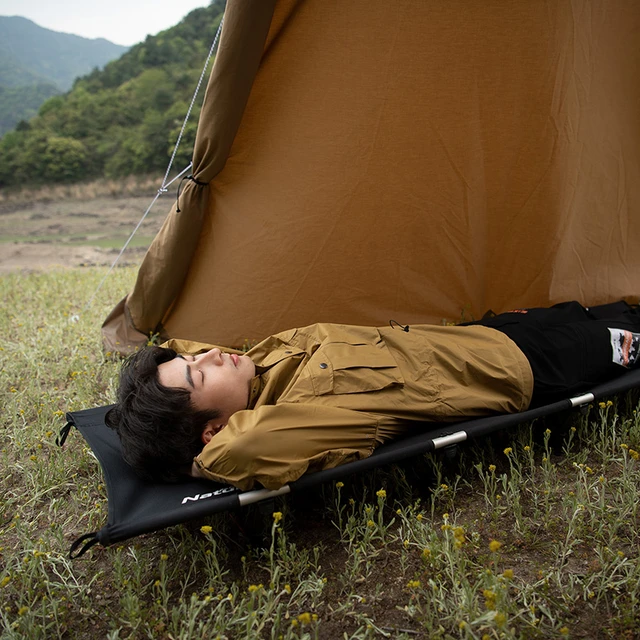 Outdoor Folding Camping Bed